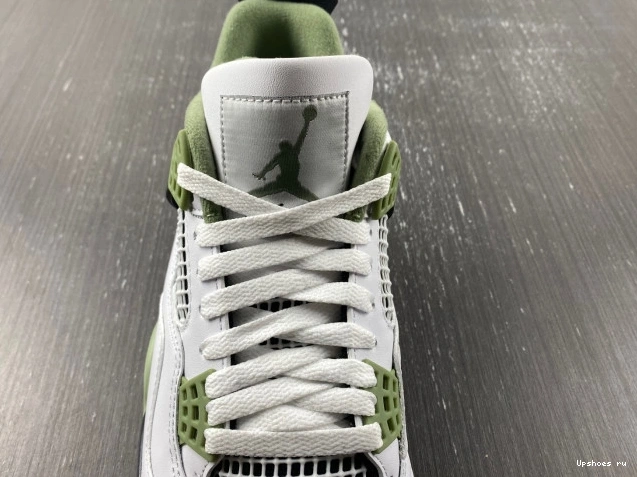 4 Retro Jordan Seafoam AQ9129-103 0204